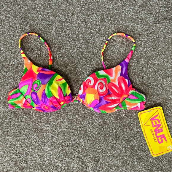 VINTAGE Venus swimsuit top - Picture 1 of 3